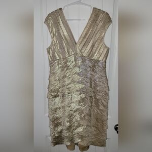 Adrianna Papell Elegant Gold Sleeveless Dress Size 12 NWOT♥️